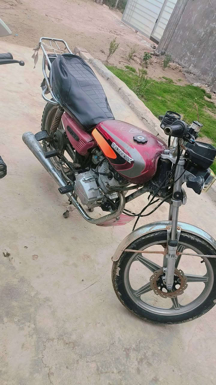 لبيع سيفان موديل  20 اوراق جاهزه كهربيات محركه  مكفوله لا تبخير ولا تنقيص 
***********
  بابل اجبله الحيدري
سعر 350وبيه مجال
