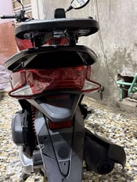 للبيع فقط دراجه pcxجيل الثاني 125cc لون مميز دراجه جديده امانه الله خي...