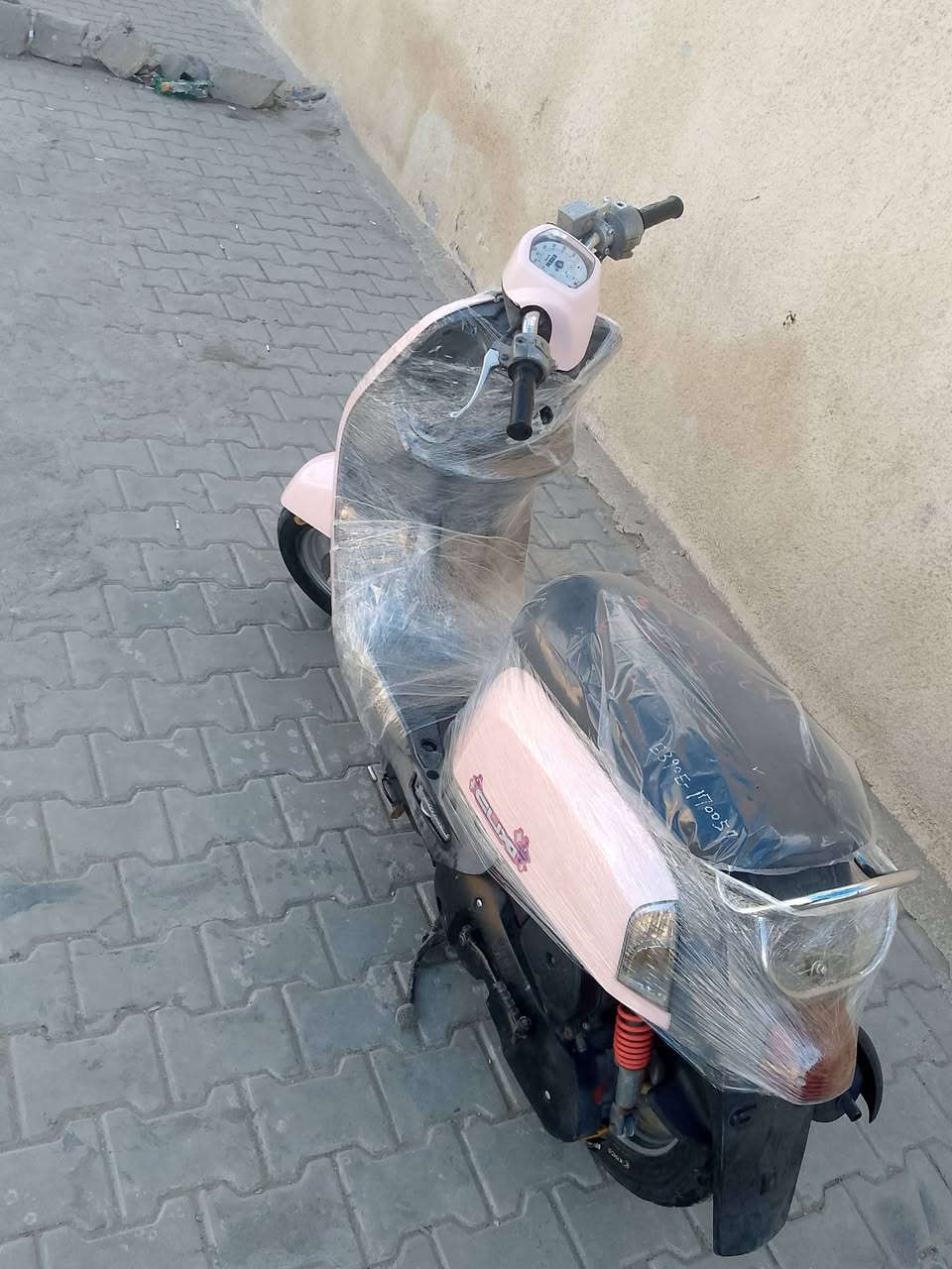 بوليسي موديل9 كفاله دراجه محرك بلادي (سلف وكابريتر بلاديات) دراجه ماشيه 11 دراجه جديده صارله اقل من شهر من طالعه من معرض وصل معرض ومنفيس موجود داخل ملح  قوي دراجه جاهزه سعر650 عنوان بابل مسيب هاي تفاصيل دراجه لاتطبلي تسلني نفس اسئله رقمي ‏‪***********‬‏
