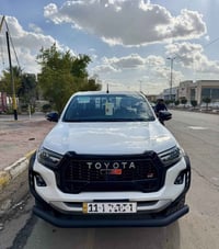 السلام علیکم   للبيع تويوتا هايلوكس GR وكالة ساز   كفالة عامة  مديل 20...