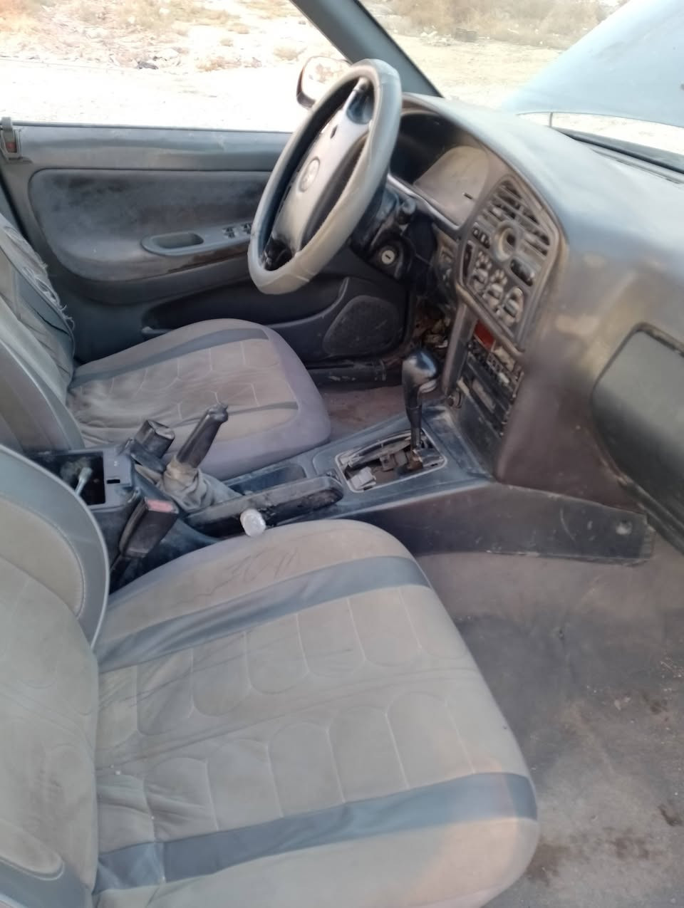 السلام عليكم ابرنس فراشه 1997رقم ديالى مشروع وطني السياره كامله تحويل مباشر السعر 30وبيه مجال تصال ***********
