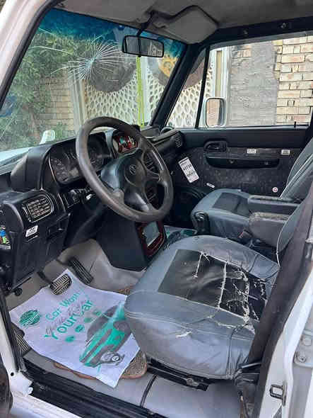 سلام عليكم سياره كالوبر موديل 1998 كير اوتو مكينه مكفوله مكان بغداد حي السفير السعر 70/***********
