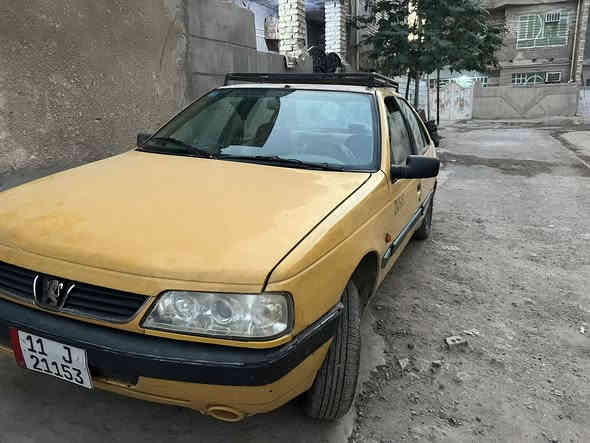 السلام عليكم بيجو 405 موديل 2010 مكينه كير مكفولات كهربائيات كامله تدفه تبريد شغالات صدر نص عمر زوج تايرات جدد مصفره هيه اوغرامات رقم دولي السعر 25 بيهه مجال بصيط عنوان بغداد الامين الثانيه رقم ***********
