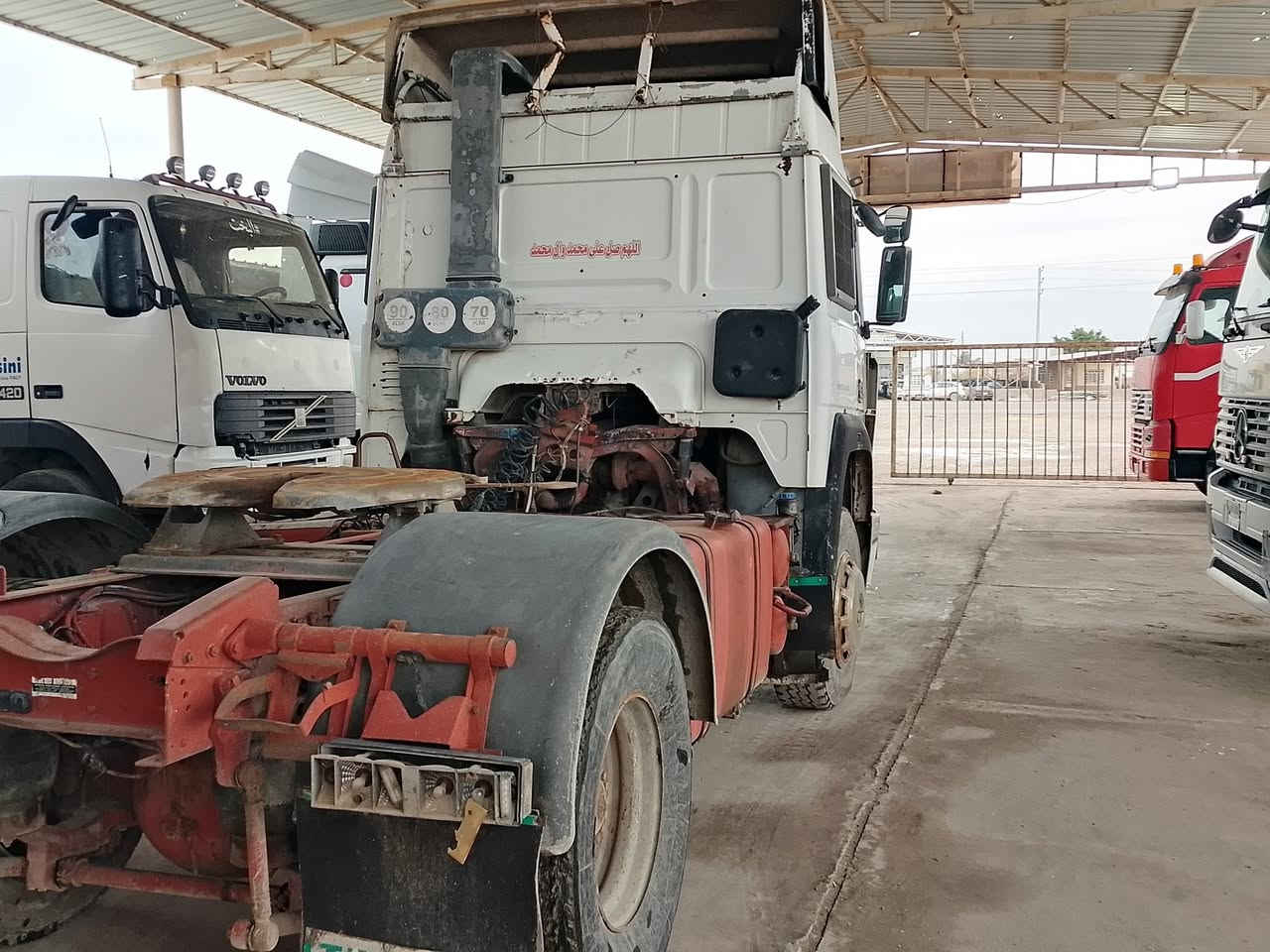 افيكو للبيع محرك 6 بدون لاصرف ولابخار كير وشاصي مكفوله هوا كهربائيات كله شغاله سنويه  صاقطه سنتين رقم بغداد 3لوحات مكانه سامراء معرض جوهره سامراء سعر 50
***********
