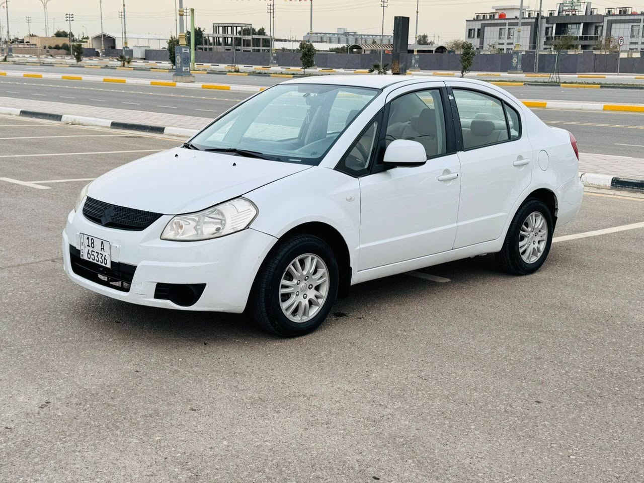 السلام عليكم للبيع سوزوكي موديل2014 السعر72 للاستفسار اكثر اتصل ***********
مكفولة من الضربة بيها شوي صبغ بل جاملغ وشوي بل بنيد باقي السيارة كفالة سيارة جديدة وجاهزة كير محرك حدادية تخم تاير تبريد تدفئة رقم بابل انكليزي سنوية جديدة سيارة مانقصها شي عنوان السيارة كربلاء المقدسة
