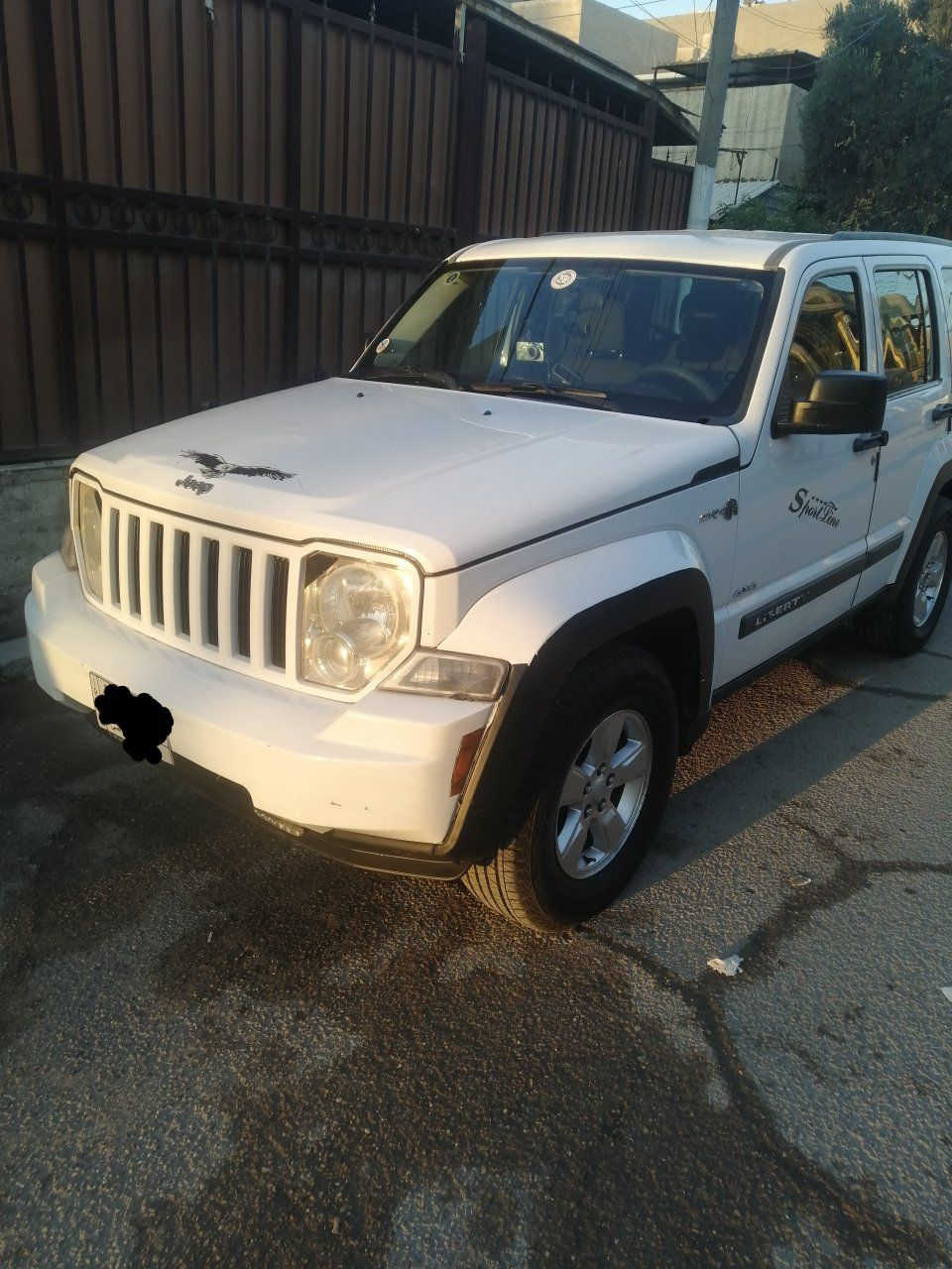 للبيع جيب ليبرتي ٢٠١١ سنويه باسمي بغداد مواصفات شاشه تحكم ستيرن مرايه الجانبيه كهربائي تخم تاير جديد كهربائيات شغاله حجم المحرك ٣٧٠٠ بدون صبغ حادثها بسيط دعاميه تبريد شغال رقم ***********
