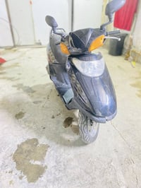 سبيسي للبيع طافيه كوم حديد 07702792844المكان حي اور السعر 300 وبيها مج...