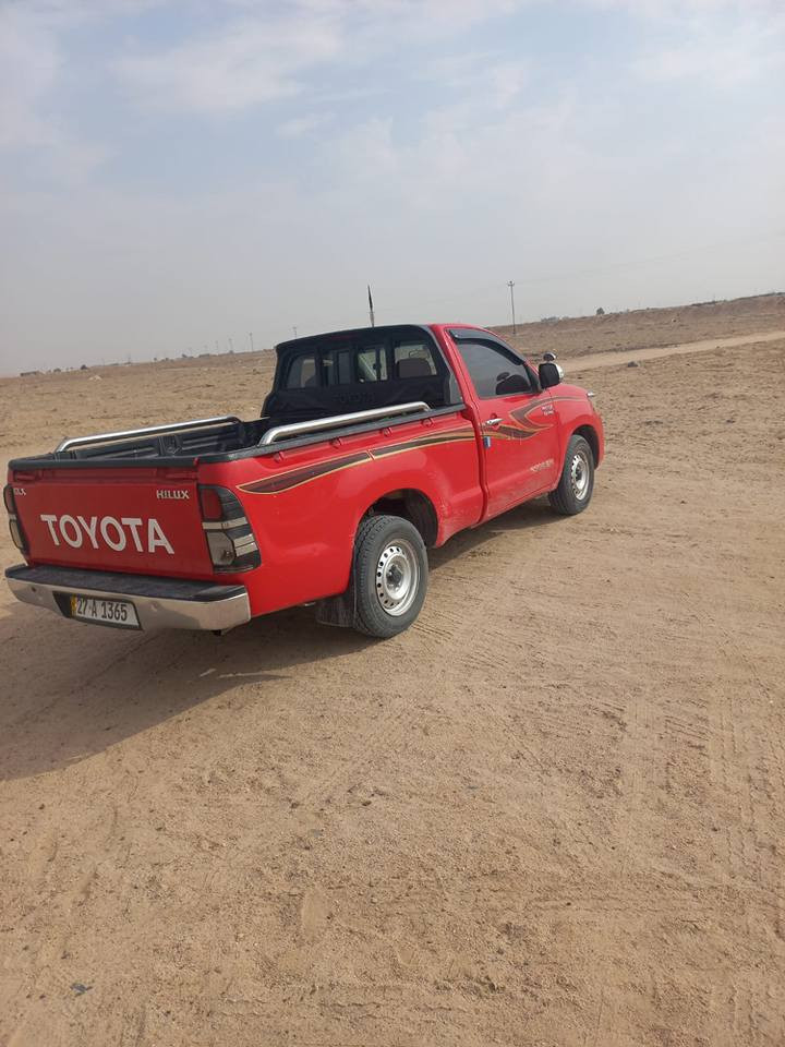 أسلام عليكم فلاونزه مديل 2014 اللبيع تك اربع حلقات رقم ذي قار نكليزي تحويل ثاني يوم حداديه تخم تاير. سيارة نضيفه شاصي ومكينه وكير مكفولات مكفوله من الفتح وتبديل بيه صبغ بجهت سايق. 
مكانه بصره سفان سعره 140 وبيه مجال حق جيه شراي يتصل. *********** البصرة, العراق
