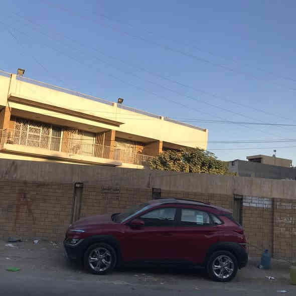 ⸻

⸻

🏡 للبيع – قطعة أرض مميزة في الأعظمية

• المساحة: 1136 متر
• الواجهة: 33 متر
• النزال: 34 متر
📍 الموقع: الأعظمية – موقع راقٍ وقريب من كل الخدمات

مناسبة للسكن أو الاستثمار

📞 ***********
