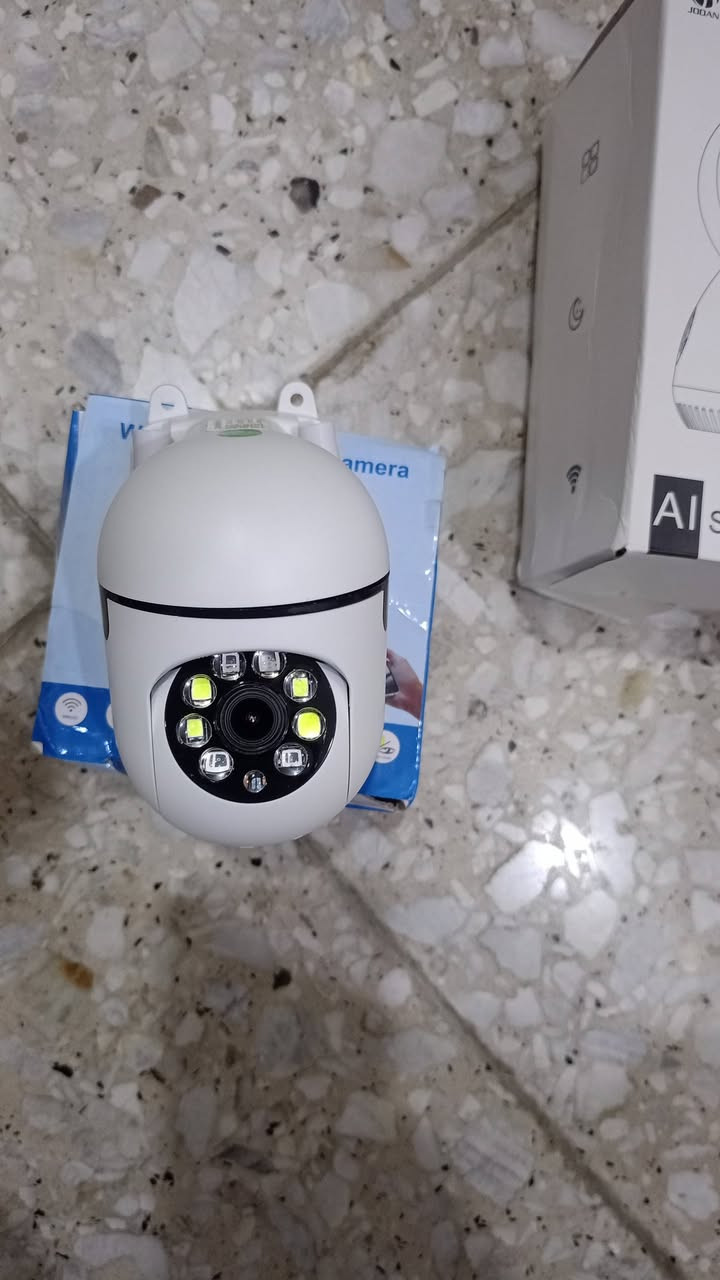 السلام عليكم أربع كامرات سعر القطعة 10 الف عدة الكامرة ام السلك سعره 25
***********
