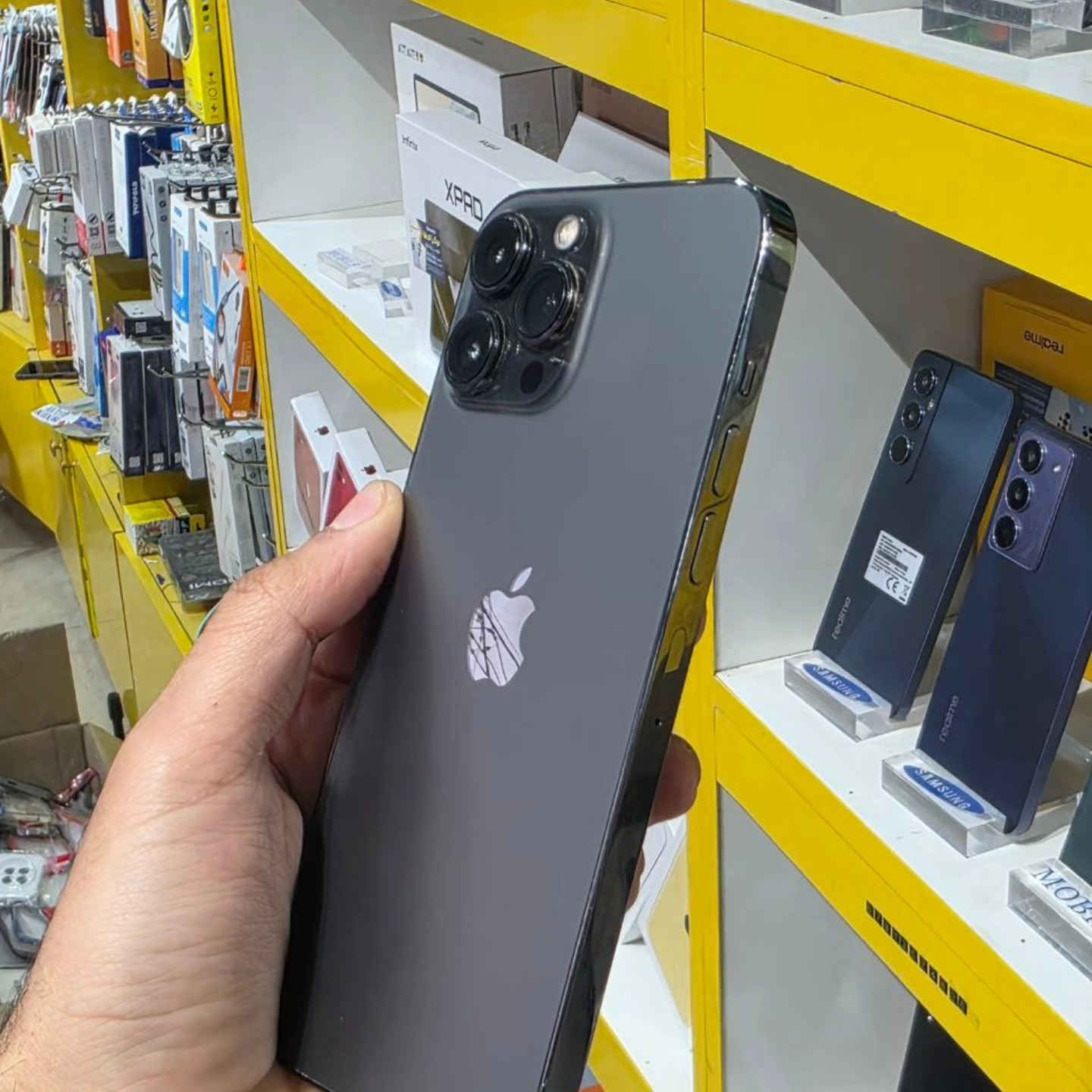 🟨متوفر 👇

🟡 ايفون 13 برو ماكس 
🟡 ذاكرة/512
🟡 بطارية/90
🟡 ملحقات كاملة 
🟡 نضافة 100% 
🟡 نموذج Ⓜ️ 
🟡 للبيع ولمراوس 
🟡 السعر مناسب 🔥
🟨 مستعدين لشراء جميع اجهزتكم أو مراوس بأي جهاز يعجبكم.
رابط قناة التلي تنزل جميع الأسعار https://t.me/mh21an

يتوفر خدمة توصيل 🚚داخل كربلاء 
او 🎗️
زيارة عنواننا الكائن 👇
العنوان// كربلاء// حي الغدير سوق حي الغدير //قرب مطعم أبو احمد //مجمع الجزيره الطبي//مركز الدقة للموبايل 
مصطفى ***********
مقتدى ***********
