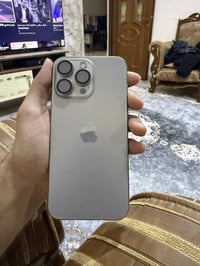 آيفون ١٥ برو ماكس • بطارية ٨٧٪ • مكفول