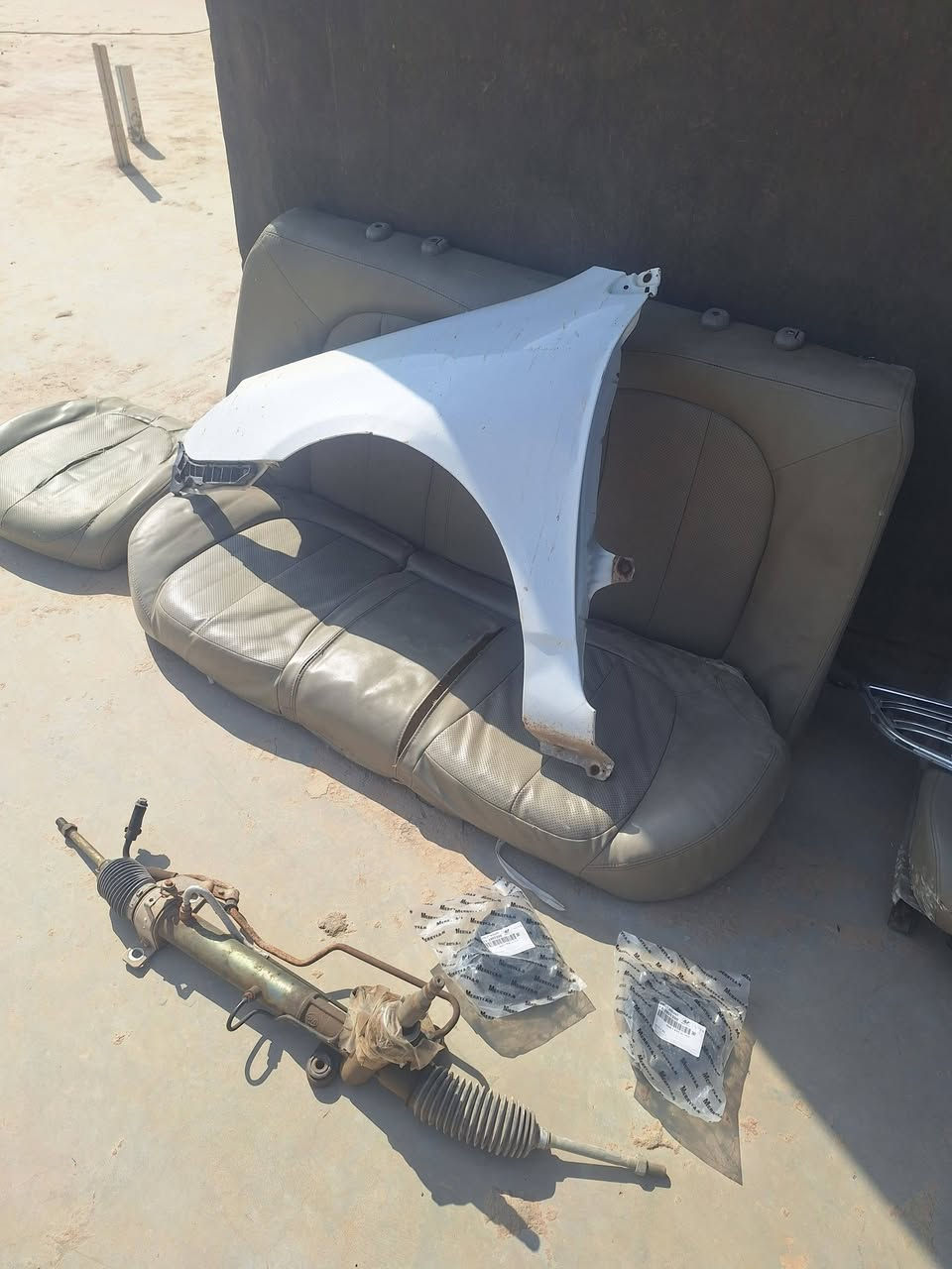 السلام عليكم غرض بي وايدي نضيفات بيع شلع ٢٥٠الف دينارمكان الصويره الاستفسار عله الرقم ***********
