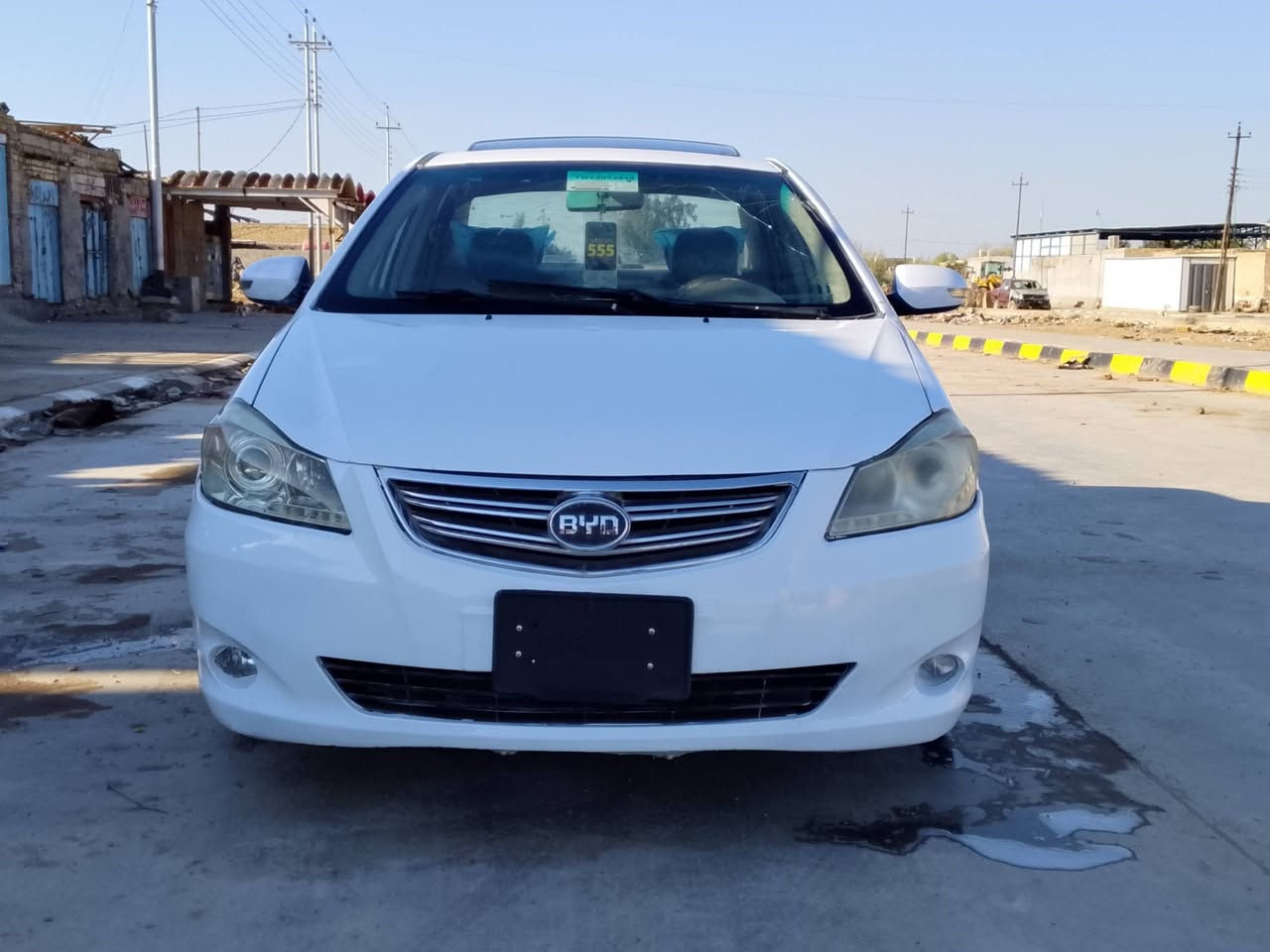 سلام عليكم سياره البيع بي وايدي  سياره خير من الله كير مكينه جديدات، تخم تاير جديد شرات، بصيطه صبغ كهربائيات شغاله تبريد يريد بس غاز سياره مزاد وزارت داخليه  تترقم بغداد الحسينيه /
سعرها38/مكاني الناصريه قضاء رفاعي  /رقم/***********
