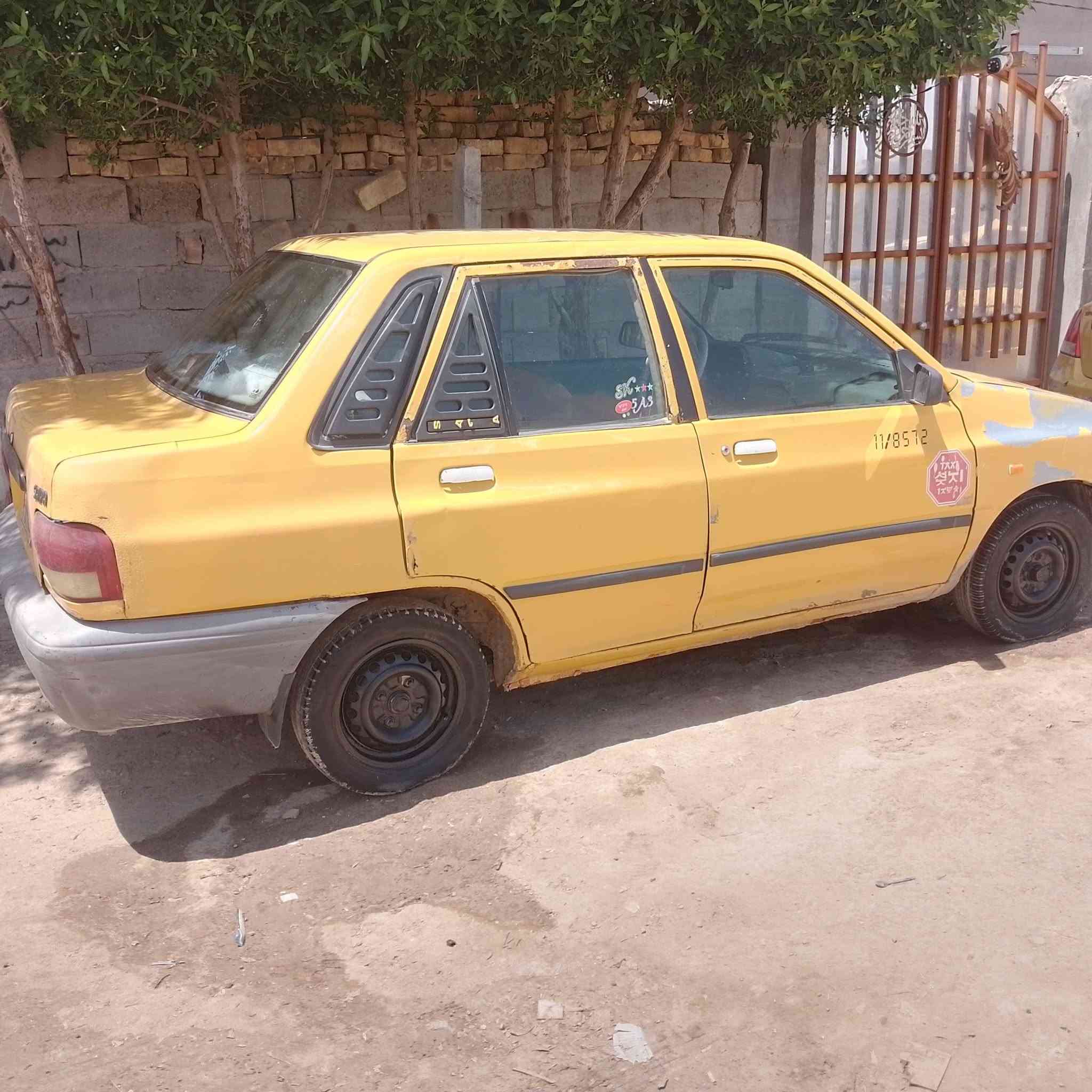 ‏السلام عليكم سايبه للبيع أو مراوس بستوته
‏موديل ١١
‏سياره كلشي ما عوزهة بس الرابع يفلت  
‏ستوهة كملت السمكره عامه 
‏هيئة غرامه ٢٥٠ عل مشتري راعيهة موجود ايداور  
‏مكانهة ديوانيه 
‏سعرها ١٠ورقات 
‏الاستفسار ***********
‏
