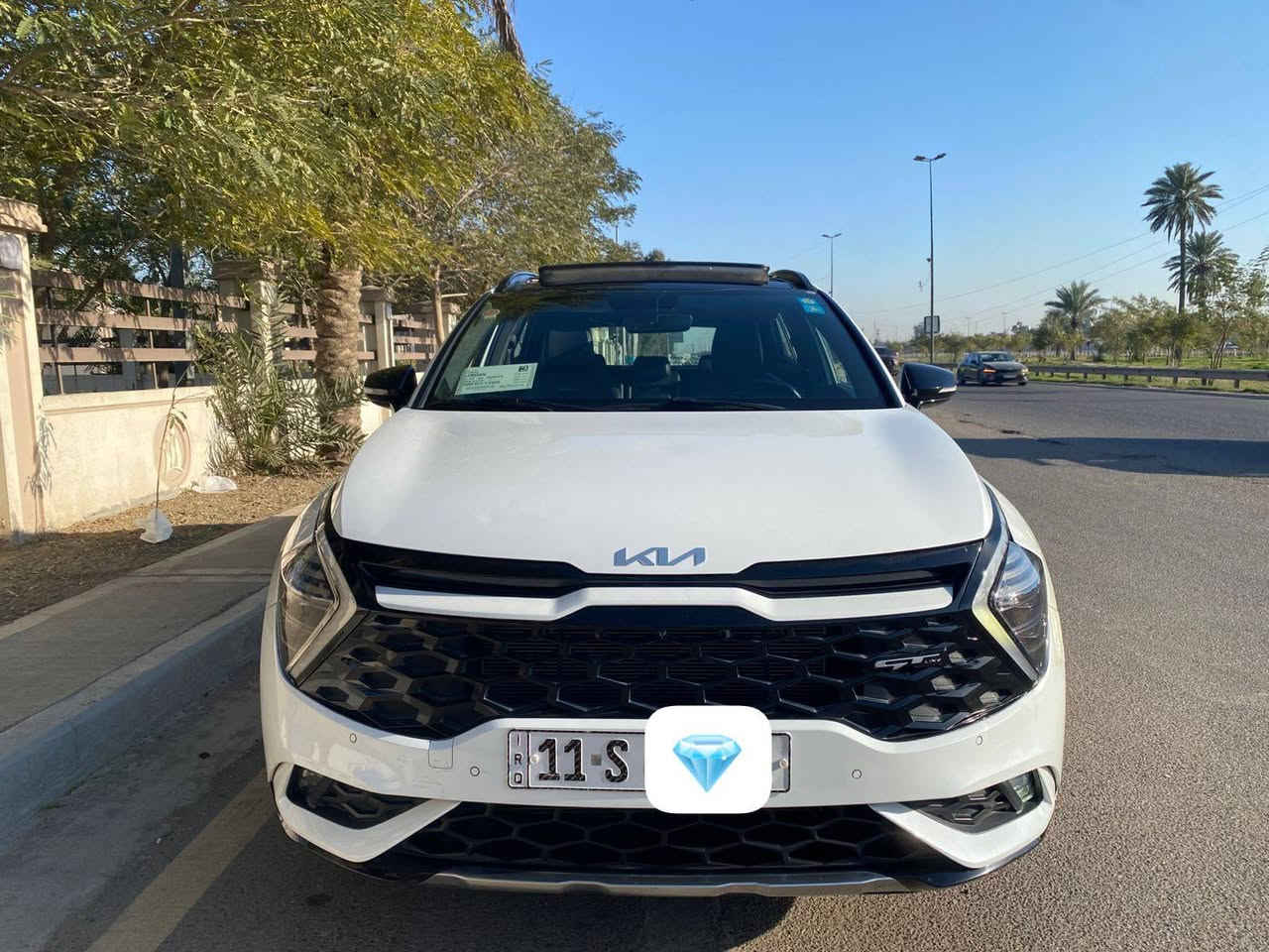 ﷽
السلام عليكم Kia Sportage كيا سبورتج 2023 جيتي لاين  
داخل اسود
بانوراما
كشنات جلد كهرباء
كشنات تدفئة 
تدفئة ستيرن
صندوك كهرباء
رادارت جانبية
قياده ذاتيه 
بصمة ابواب 
تشغيل عن بعد
حساس خلفي 
 حساس امامي
اوتو هولد
بصمه
5 وضعيات قياده 
وغيرها من مواصفاتGT  LINE 
ماشيه 31 الف كم 
السيارة خليجية مكفولة من الحادث والصبغ
السعر235$ وبيها مجال بسيط للشراي 
حبايب السياره جديده
العنوان بغداد الرصافه 
***********
***********
