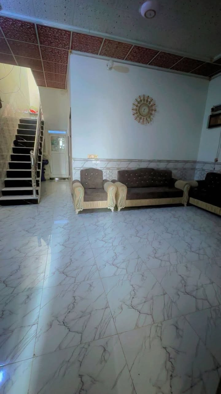 البيت البيع حي العسكري
شارع ابو عامر البيت طابو البيت مطلوب اسكان ناسب الشراء البيت سعره مناسب شارع ابو عامر التميمي 
البيت طابقين غرفتين نوم 
جديد وحديث 
***********

