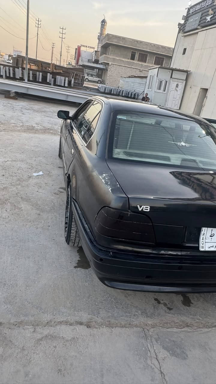 السلام عليكم 
كاسحه 740 1997 للبيع او المراوس 

55$ وبيها مجال ***********
