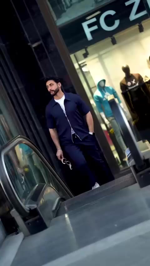 سوت  رجالي تركي خامه الاصلي 

سيري 4 قطع

قياس M L XL XXL

الدرزن 12 قطعه 3 الوان ب295 الف


**إذا كنت صاحب هذا الإعلان وتريد حذفه لأي سبب، رجاءا أرسل رسالة إلى الدعم الفني**