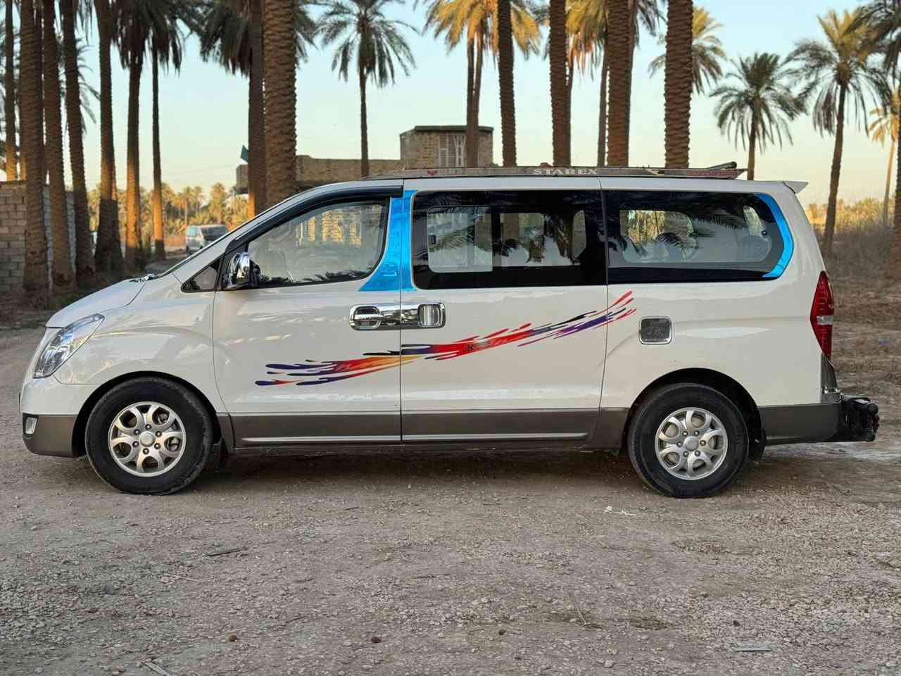 السلام عليكم ستاركس للبيع موديل 2009محور اوتماتيك سياره خير من الله مال جناي التصال على الرقم.    ***********
