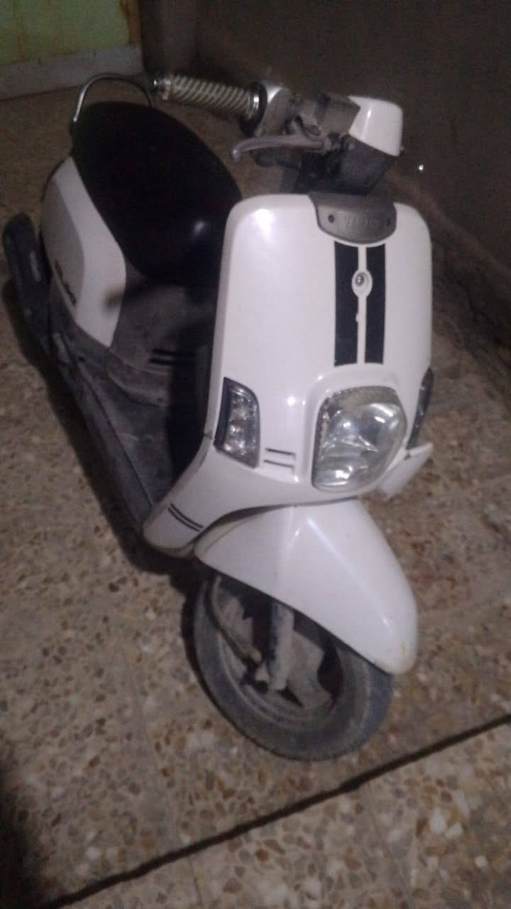 السلام عليكم ماكس بوليسي للبيع جديده صارلها شهر تقريبا من طالعه من الوكيل السعر 975 وبيه مجال حك الجيه الوصل مالها موجود بس الكفر الامامي من جوه بي كسر شويه مبين بالصور


**إذا كنت صاحب هذا الإعلان وتريد حذفه لأي سبب، رجاءا أرسل رسالة إلى الدعم الفني**