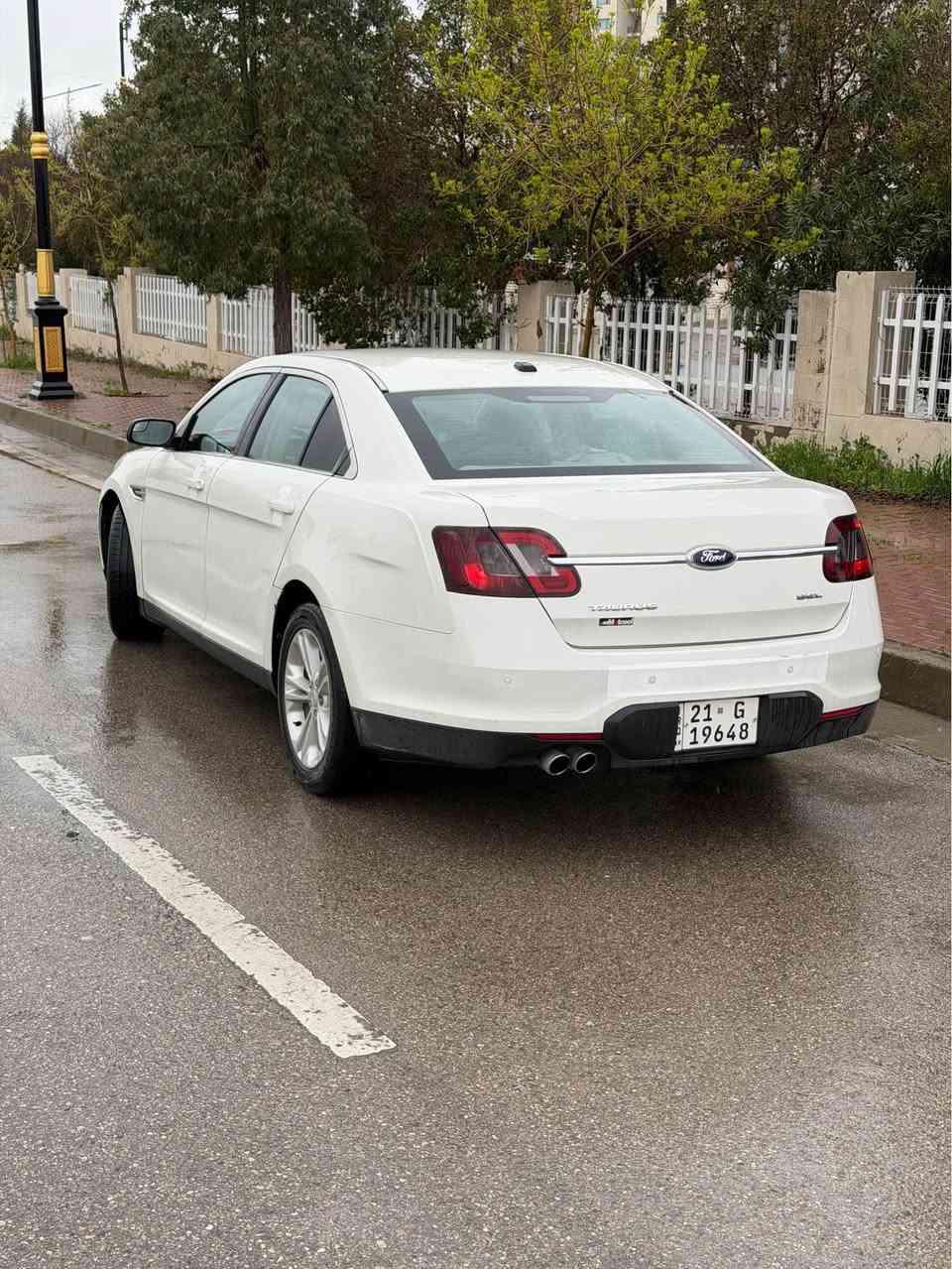 فۆرت تەورۆس ٢٠١٢ sel  سەیارەکە بێ بۆیاخە بێ ساردە بێ پارچە گۆڕاو هەتا بڵێی تازەو جاهیزە گێڕو مەکینەی بەشەرت تەنانەت بۆ واترپەمپیش نەکراوەتەوە سەنەوی تا ٢٠٢٩ تازەیە بەناوی خۆمەوەیە تەحویل وەکالە بەشەرت  چرکە لە گیانیا نیە هەموو شتێکی تازە سیرڤز کراوە نرخی ١١٢ کەمێک مەجال بۆ پەیوەندی *********** السليمانية, العراق
