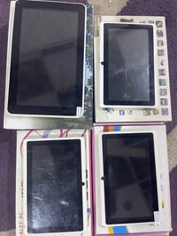 ٤ ايبادات • تحتاج بطاريات • توصيل جميع المحافظات