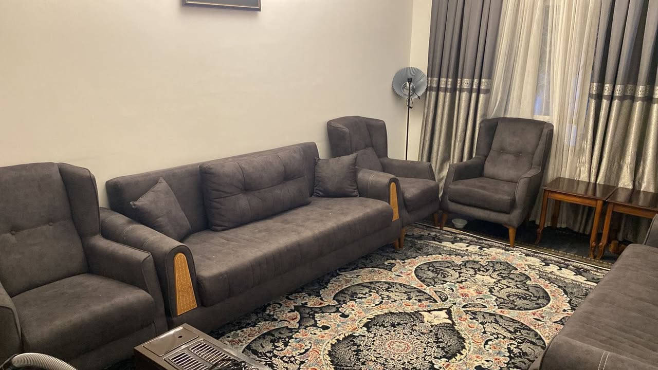 تاقمی تورکی ١٠ نەفەری ئەکرێت بە سیسەم
٢٠ وەرەقەی پێدراوە
بۆ فرۆشتنەوە
نرخی ٧٠٠ هەزار

هەولێر

Whatsup
***********
