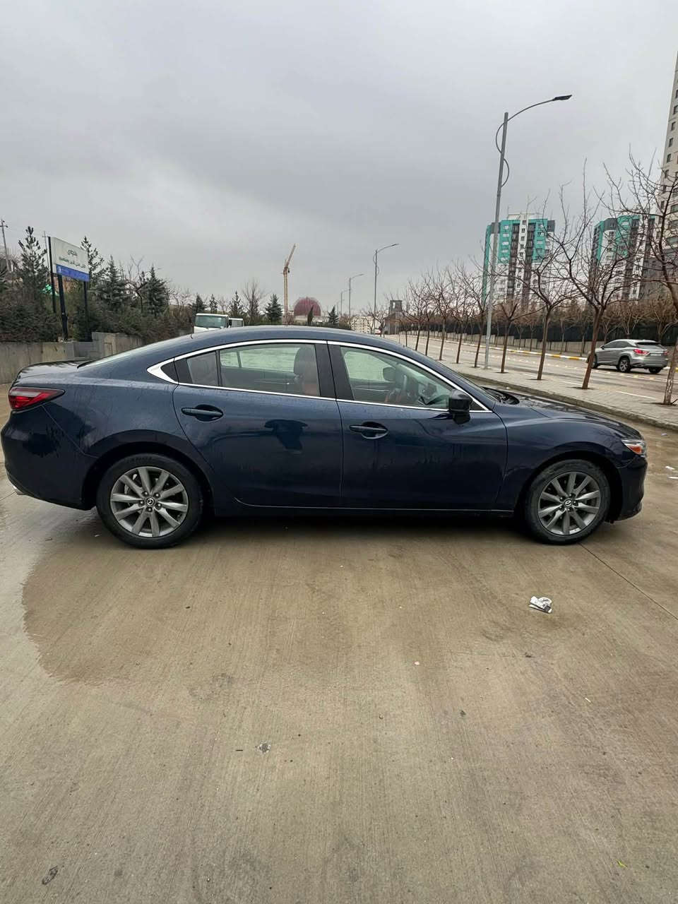 مازدا ٦ مۆدێل ٢٠٢١ 
مواسەفات / ناو سوور بەسمە برێک بەسمە رادار و خەتی جادە  کوشن هیتەر  تەحدید سورعە  ئۆتۆ ستۆپ شاشە و کامێرە سەنەوی تا ٢٠٢٨ تازەیە بە شەرتی تەحویل و غرامە سەیارەکە زۆر تازە و جوانە بێ مەسرەفە ماڵی دۆستە لای سەکن چەمەلەخ دوو دەرگای گۆراوە بە بیلاد بێ بۆیاخ تەنها چەمەلەغی دواوەی ٢ بست بۆیاخی هەیە سەیارەکە بێ بۆیاخە نرخی ١٥٥$ وەرەقە و مەعامەلەیەکی کەم بۆ زانیاری زیاتر پەیوەندی بکە   
ناونیشان / سلێمانی
ژ.تەلەفون *********** السليمانية, العراق
