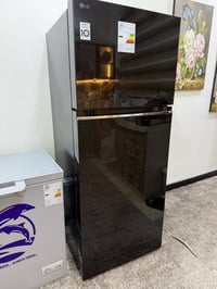 عندي ثلاجة LG مستخدمة قليل للبيع مجمدة بلسان 9 قدم TOSOT للبيع   مستخد...