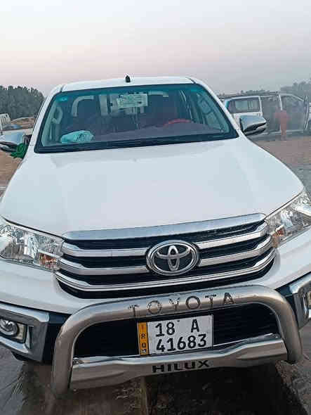 هايلوكس بيكم تيوتا  مكفوله كفاله عامه  موديل 2016 فور ويل.   كويتي 1/1  رقم بابل.   انكليزي    بأسمي.  شخصيا     اوتماتيك  السياره مال جناي  السونار مرافق الصور
الواقع حلا من الصوره
  للاستفسار الاتصال ***********  
ملاحضه السياره جديده كارتون جديده
