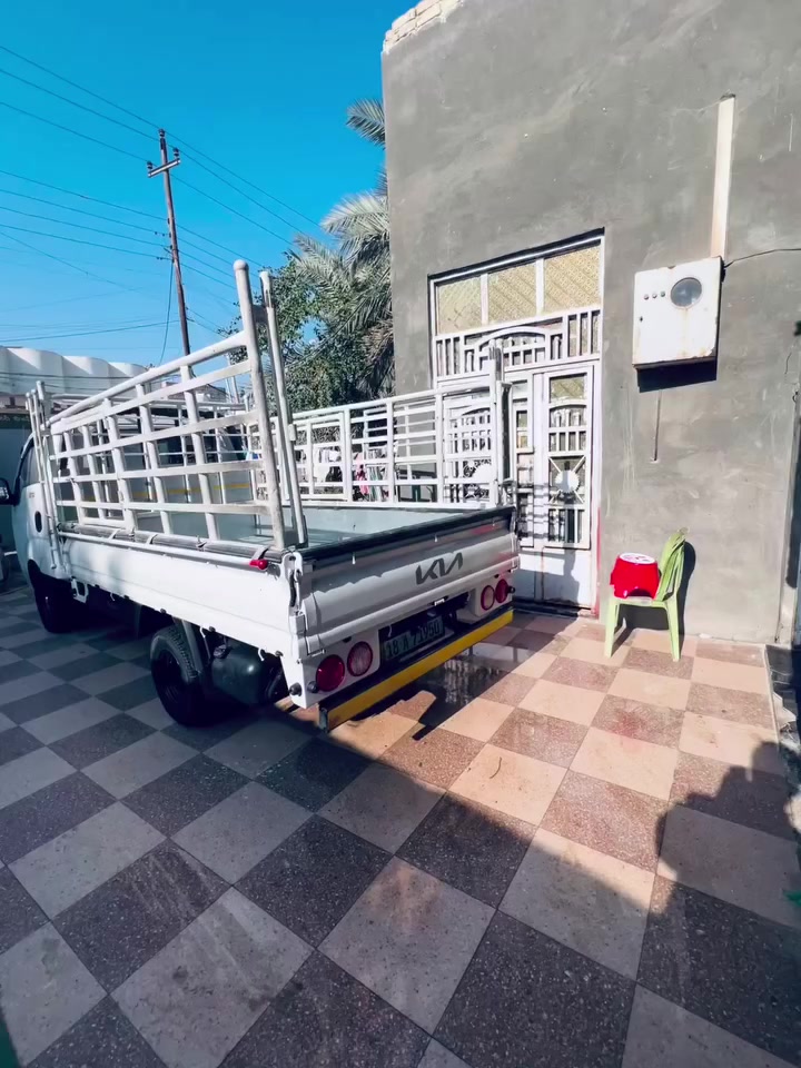 سلام عليكم سياره كيه 2700موديل 25سياره زيرو بحالت شركه ماشيه 12الف حقيقي رقم دولي بابل بسمي السعر 173مكان سياره بابل قضاء القاسم شراي يتصل على رقم اوبي خير يدلل اومروس حسب القناعه ***********
