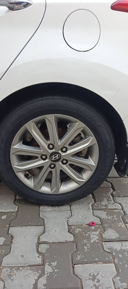 سلام عليكم 2014 النتره للبيع وارد خليجي كفاله من الضربه وصبغ كير مكينه دوش 1600مكينه كفاله لا تنقيص ولا تبخير ترايك وين ما تريد  رقم بصره سنويه 2027راعيه يمي البصره الكزيزه سعر 120بيه مجال قليل لي ما يشتري بدون تعليق، رقم الهاتف ***********
