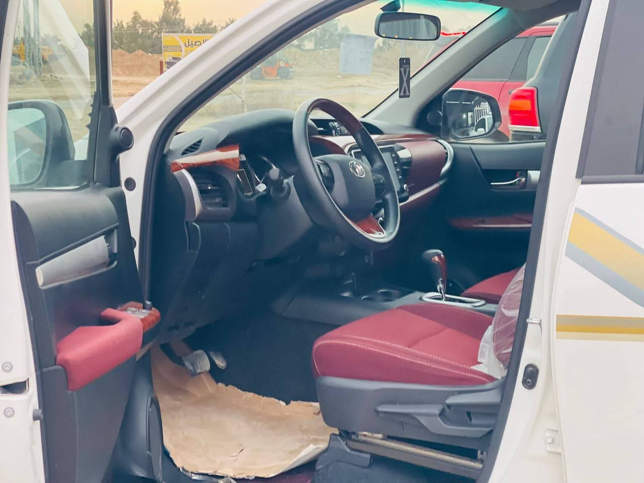 بيع او مراوس
تويوتا هايلوكس 2025 كويتي زيرو ماشيه 5 الف
رقم اربيل دولي تحويل مباشر 
فول مواصفات #كير اوتماتيك تبريد قطعتين تحكم ستيرن جهتين
السعر 300 وبيها مجال
*********** واتساب
***********
