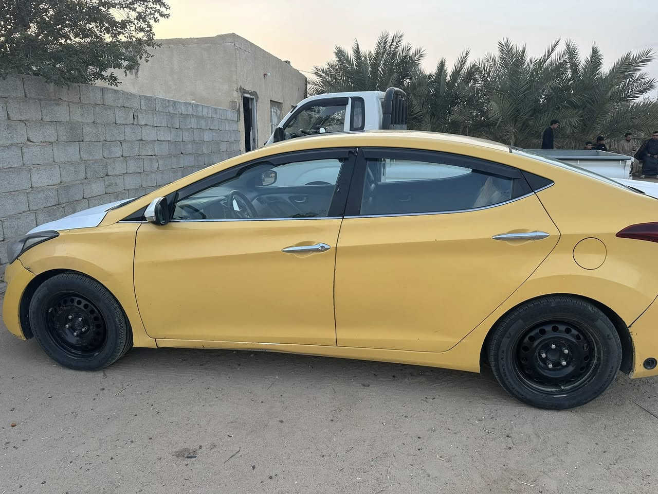 الانتراه البيع موديل 2015خليجي توني مبدل مكينه جديد رقم بغداد مكانه كربلاء سعره 110وبيه مجال ***********
