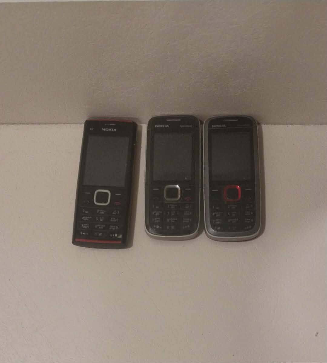 موبايلات للبيع شلعه وحده سعر كل جهازين 35 الف الاجهزه كولها شغاله تنباع شلع رجأ لحد يراسل على مفرد


**إذا كنت صاحب هذا الإعلان وتريد حذفه لأي سبب، رجاءا أرسل رسالة إلى الدعم الفني**