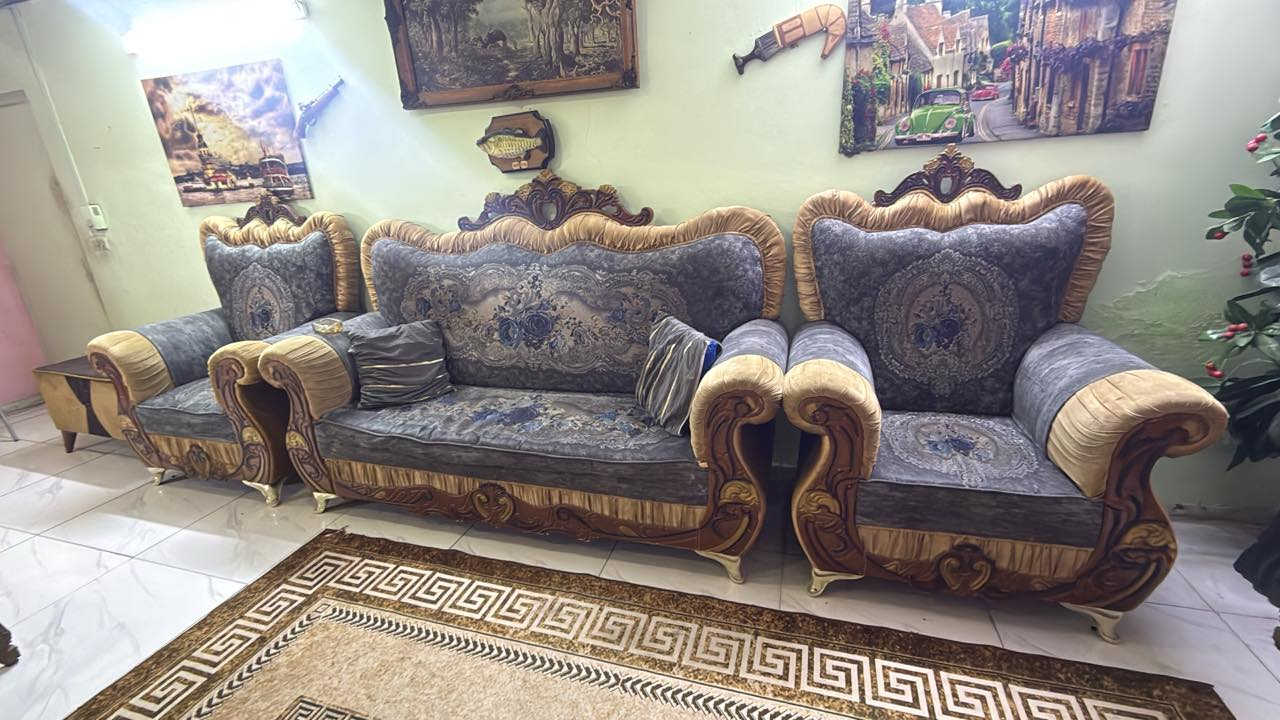 ***********
***********
بيع غراض بيت
