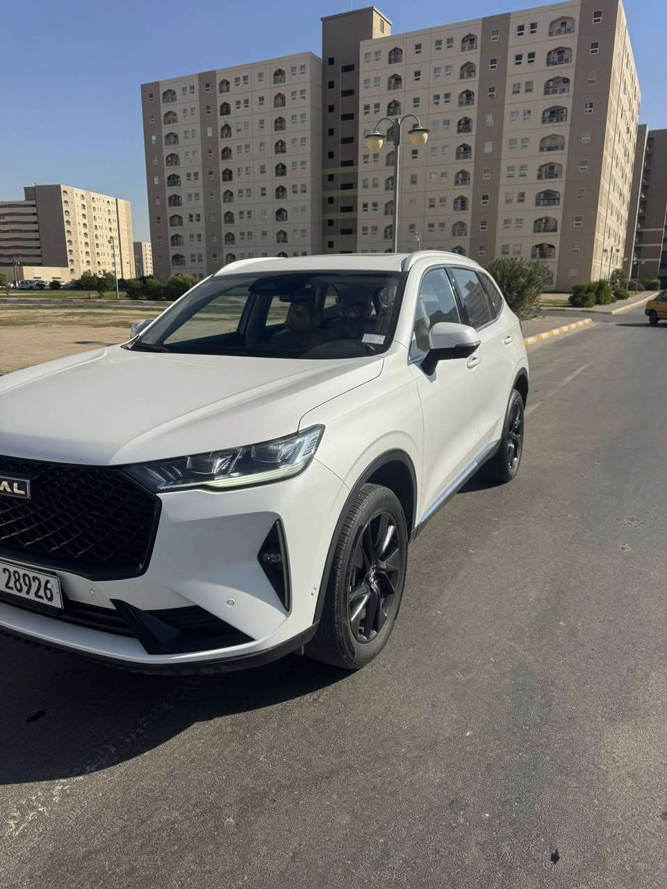 للبيع هافال موديل 2024 – بحالة الوكالة
🔹 الموديل: 2024
🔹 الممشى: 24 ألف كم (شبه جديدة)
🔹 اللون: أبيض
🔹 الرقم: بغداد الجديد
🔹 المحرك: 2000 سي سي تيربو
🔹 المواصفات: فل مواصفات
المزايا: ✔️ فتحة سقف بانوراما
✔️ مقاعد جلد لونين (أسود × مشمشي)
✔️ نظام التوقف الذاتي
✔️ كاميرا 360 درجة + كاميرات جانبية
✔️ مانع تصادم
✔️ تبريد بقطعتين منفصلتين
✔️ السيارة داخل الضمان
✔️ بحالة الوكالة
📍 مكان السيارة: مجمع بسماية
📞 رقم الهاتف: ***********
