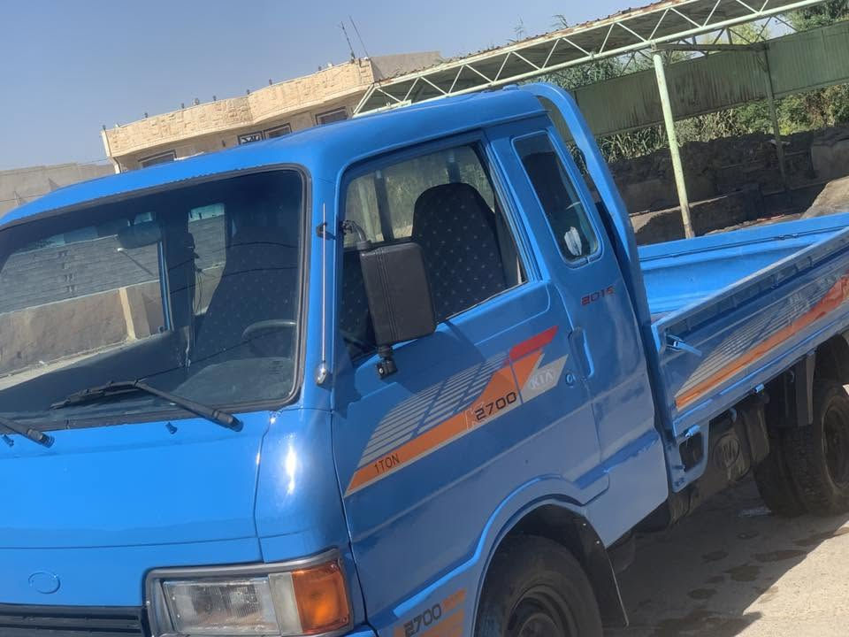 السلام عليكم كيا بنكو 93 للبيع
مكفوله من كل شي كبل للشارع
كير محرك اكسل شاصي كفاله
هزه ورقم بغداد جدد بسمي شرط تحويل والوكاله
تخم تاير دوشمه صدر باور مشط كله مكفول خير من الله
مكاني صلاح الدين الضلوعيه سعرها 48 بيها مجال للشراي
***********
