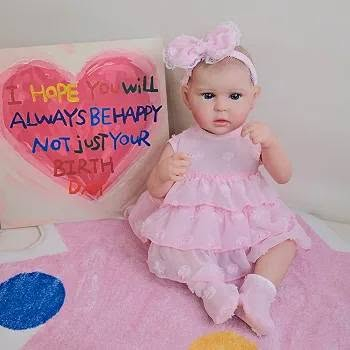 🎀 دمى سيليكون واقعية جداً 🎀
كأنها طفل حقيقي بكل تفاصيله 👶💖
✨ عيون واقعية ✨ شعر ناعم مزروع ✨ تفاصيل بشرة وعروق طبيعية ✨ جودة عالية وملمس واقعي
💝 لا ترددي... اشتريها إلك أو خليها هدية تفرّح بنتج أو حفيدج وتبقى ذكرى حلوة ومميزة.
🌸 تكدرون تحصلوها عد بيج تكتوك لافين بيبي 🌸
📦 التوصيل متوفر إلى جميع محافظات العراق 📩 للحجز والاستفسار راسلونا على الخاص
@إشارة


**إذا كنت صاحب هذا الإعلان وتريد حذفه لأي سبب، رجاءا أرسل رسالة إلى الدعم الفني**