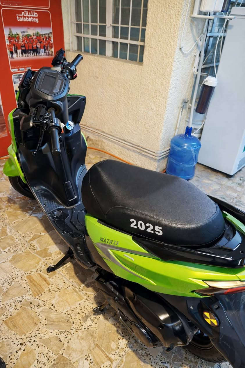 سلام عليكم دراجه اوتوماتيك للبيع موديل 2025 دراجه جديده عداد كتروني الشكل الحديث اخر صدار دراجه بجيس
سعر 750 وبيها مجال كلش بصيط 
***********
