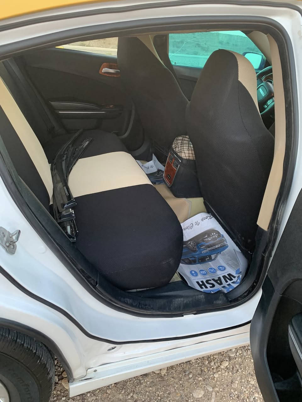 سلام عليكم جارجر البيع موديل 15بس معليه 18اليساره جاهزء من كلشي سعر 150بيها مجال وسياره ترهم مراوس خصوصي  او تكسي مكان سيارة موصل تكسي مكان اليساره   موصل رقم موبايل وبيه واتساب ***********
