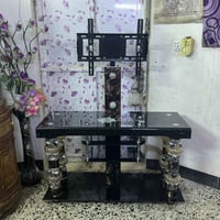 ميز بلازما • نضيف • شبه جديد