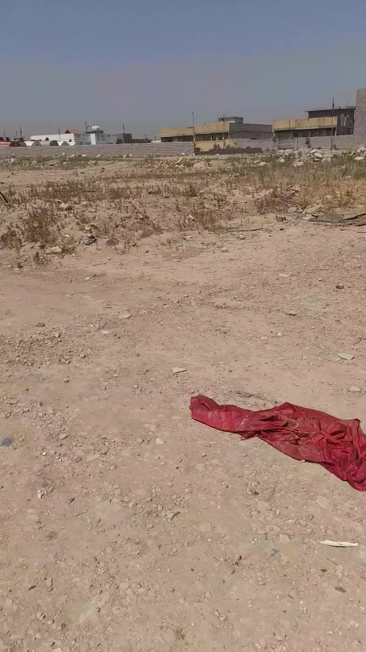 قطعه ارض البيع مساحه ٤٣٠ على السياحي بشارع البانزين خانه الجواهر الرقم***********

