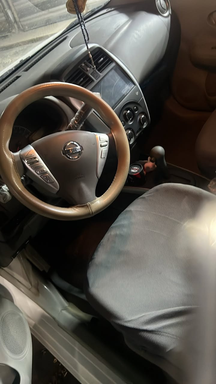 سني موديل ٢٤ 
بغداد باسمي
كفاله عامه 
تبريد قطعتين 
جام كهربائي 
شاشه كامرا 
تحكم ستيرين جهتين 
دوشمه  عامه 
ماشيه ٣١ الف 
لاستفسار ***********
