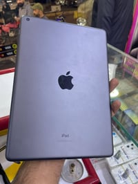 ايباد ٩ • ٦٤ جيجا • الشطرة