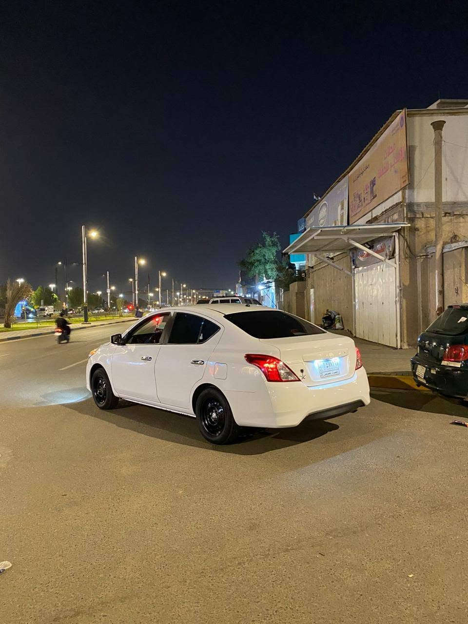 يا الله سلام عليكم الحلال لللبيع مديل 18 كير عادي ما اعتقد اكو بنضافته سياره كفاله من دعامبه للدعاميه سياره طابه من امريكه مياه امطار وليس غرق حته نسبه ما بيه كلشششش قليل  كفاله مكينه كير ضفيره بشرط درنفيس ما حاط عليهه من الطول للطول وهنا صار بيه بارد بل جاملغ كد شبر سياره حيل جديده ومعتني بيهه كلشش وع ايدي شرط حته الحداده اكفله الك من الزنجار سياره جديده حيللل مكاني بصره سعره 85وبيه مجال قليل وانه خادم ***********

