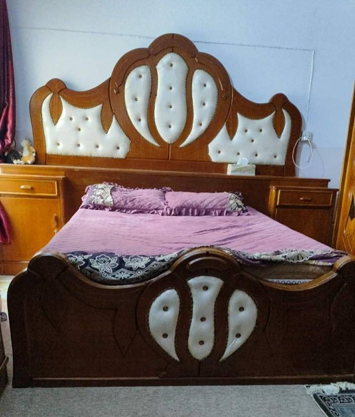 السلام عليكم غرفه عراقي تسكام مابيهه كل ضرر عالفحص
العنوان المهناويه قرب الملعب
قرب مدرسة النرجس


**إذا كنت صاحب هذا الإعلان وتريد حذفه لأي سبب، رجاءا أرسل رسالة إلى الدعم الفني**