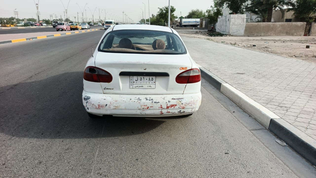 السلام عليكم سياره للبيع مكينه وكير جدد والبدي كدامك عوزها بس صبق راعيها مااندله اتعهدلك من السرقه سياره خدميه عوزها بس صبق كهرباىيات شغاله سعر 17 وبيها مجال رقم راعيها ***********   *********** انا مكلف بلنشر  عنوان البصره الزبير
