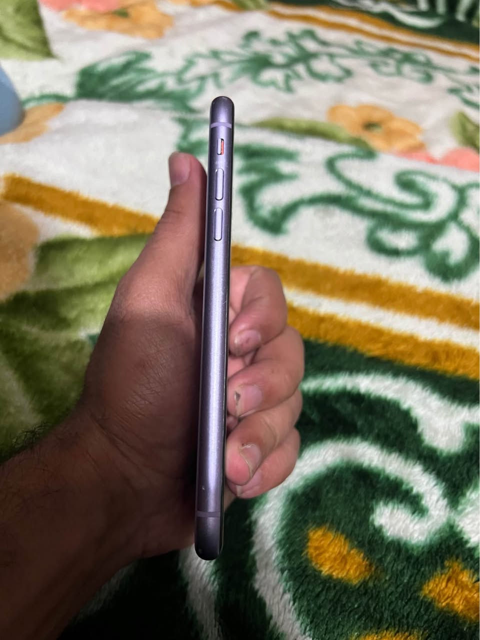 ايفون ١١ عادي وتر بروف ممفتوح 
ذاكرة ١٢٨ بطارية ٧٠
لون بنفسجي
٢٣٥ وبي مجال
بغداد  *********** بغداد, العراق
